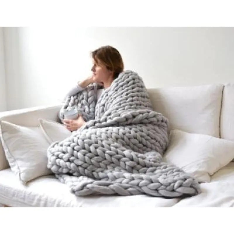 COZY FOREST FOX WOOL THROW