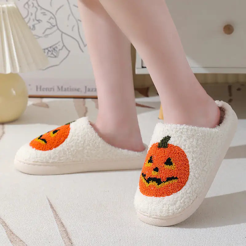 COZY PUMPKIN SLIPPS
