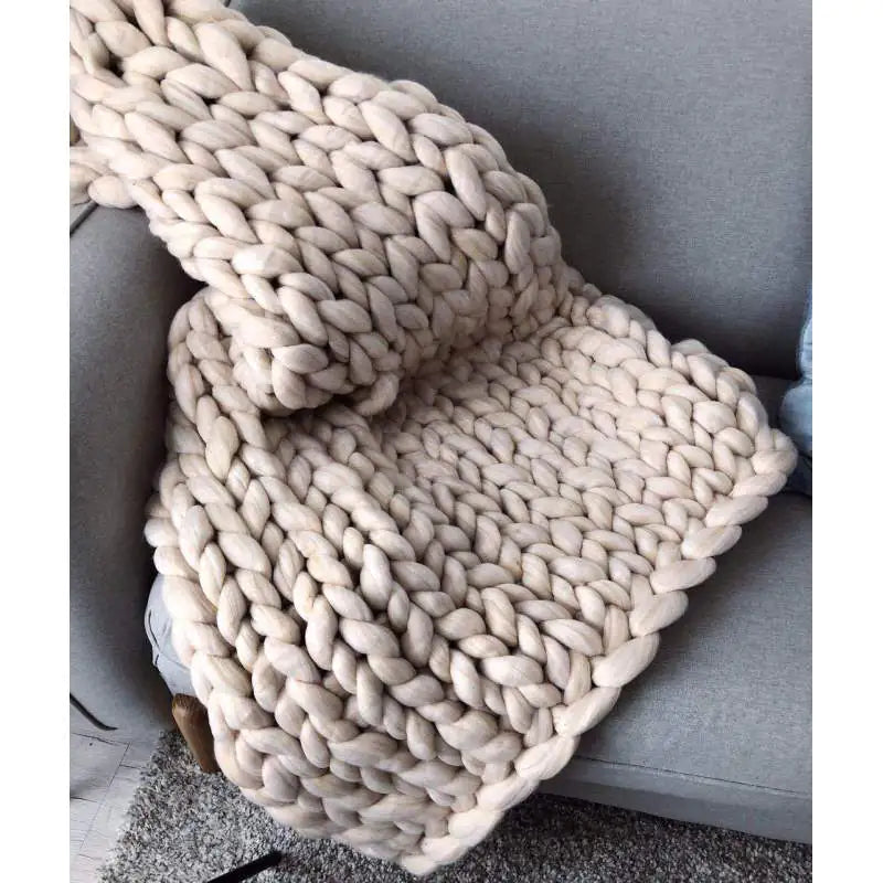 COZY FOREST FOX WOOL THROW