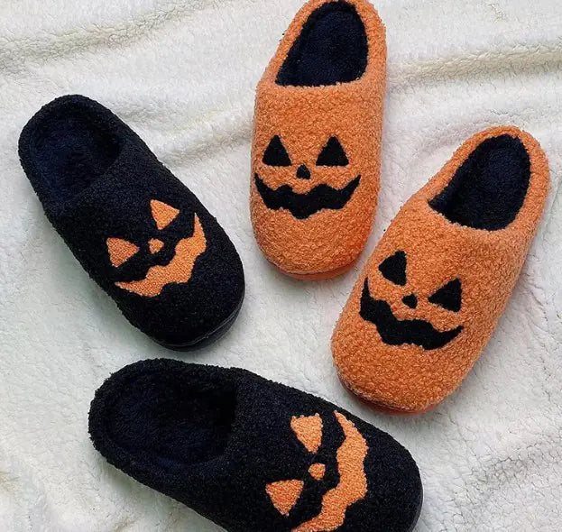 COZY PUMPKIN SLIPPYS :'))